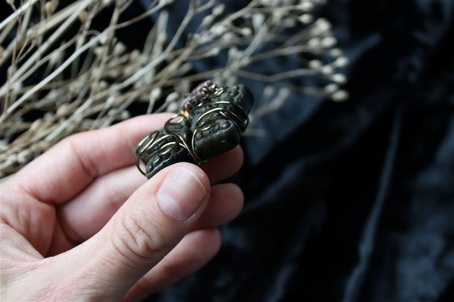 Collier papillon en obsidienne dorée - Aurore Lune