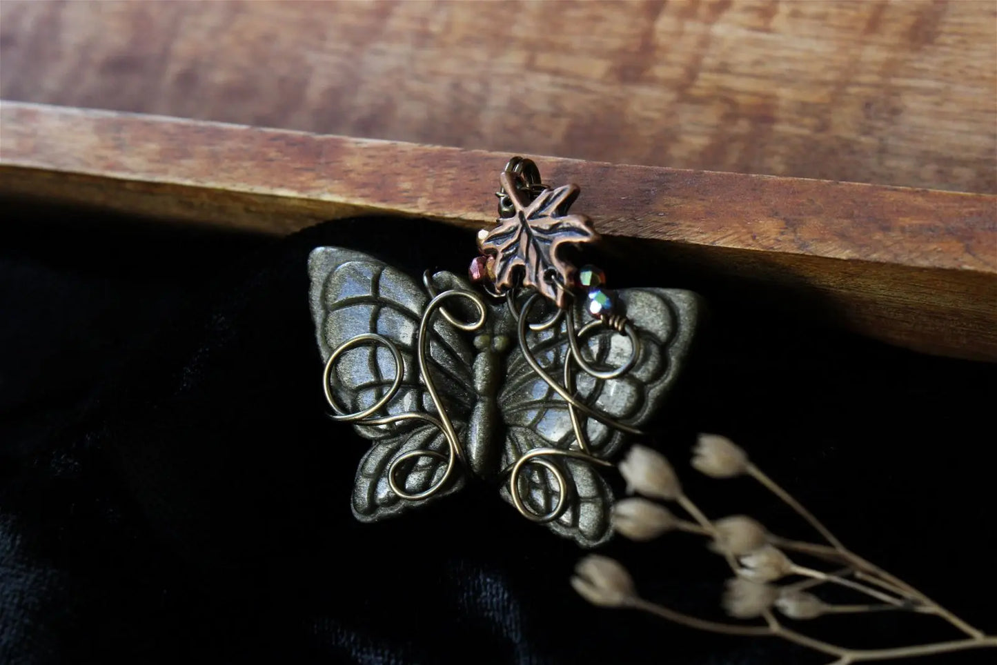 Collier papillon en obsidienne dorée - Aurore Lune