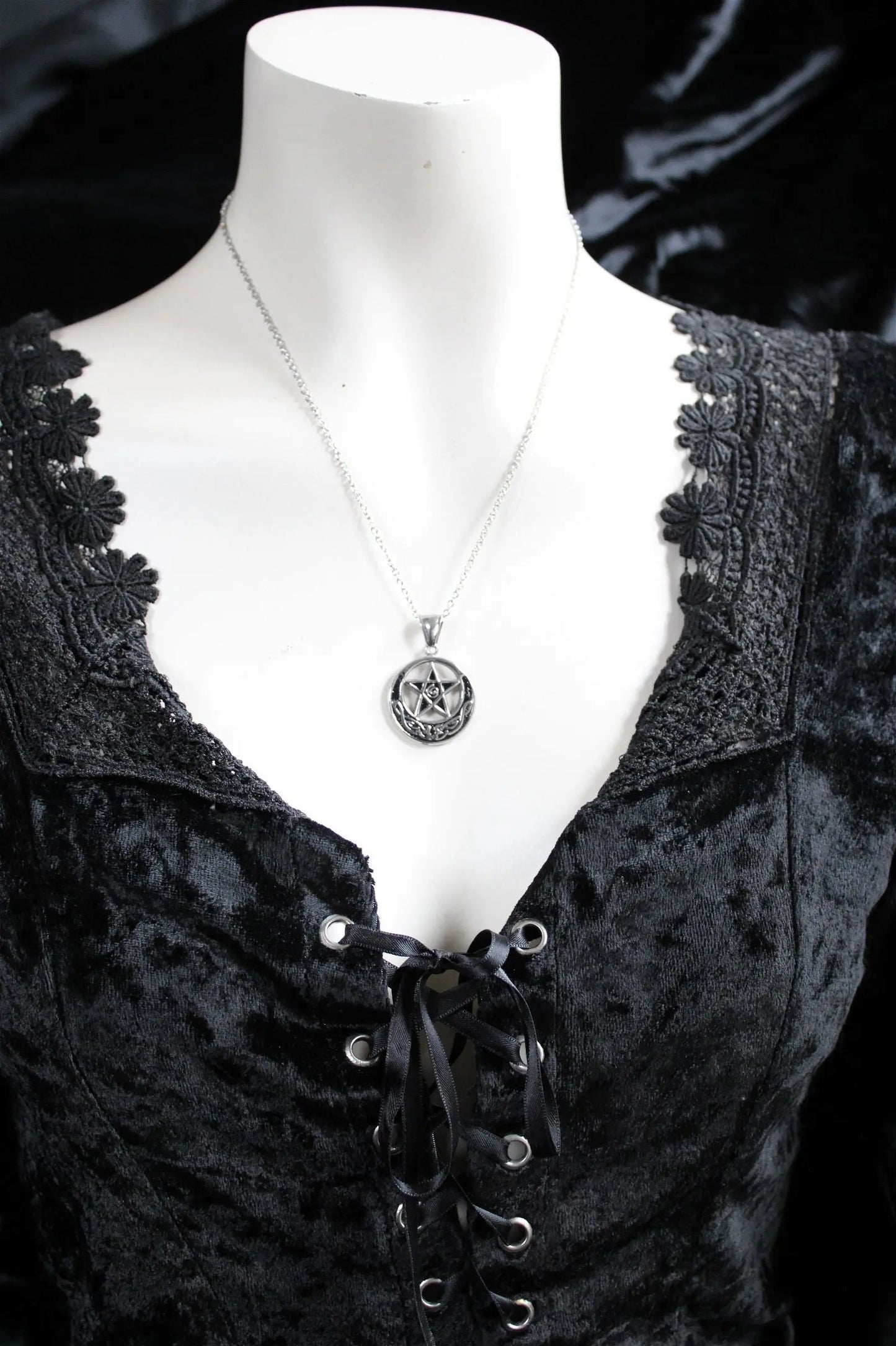 Collier pentacle en acier inoxydable - Aurore Lune