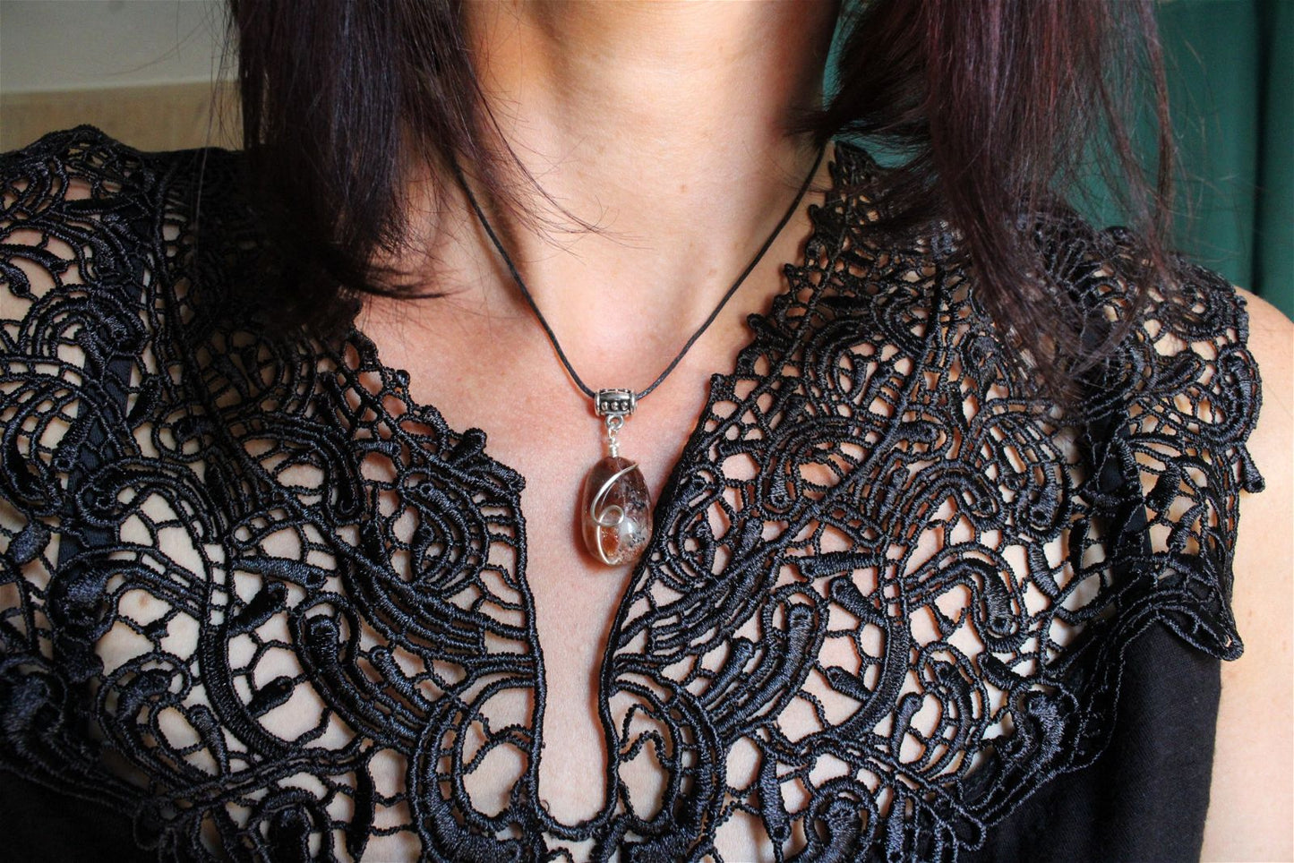 Collier pierre de soleil "c'est Ainsi" - Aurore Lune