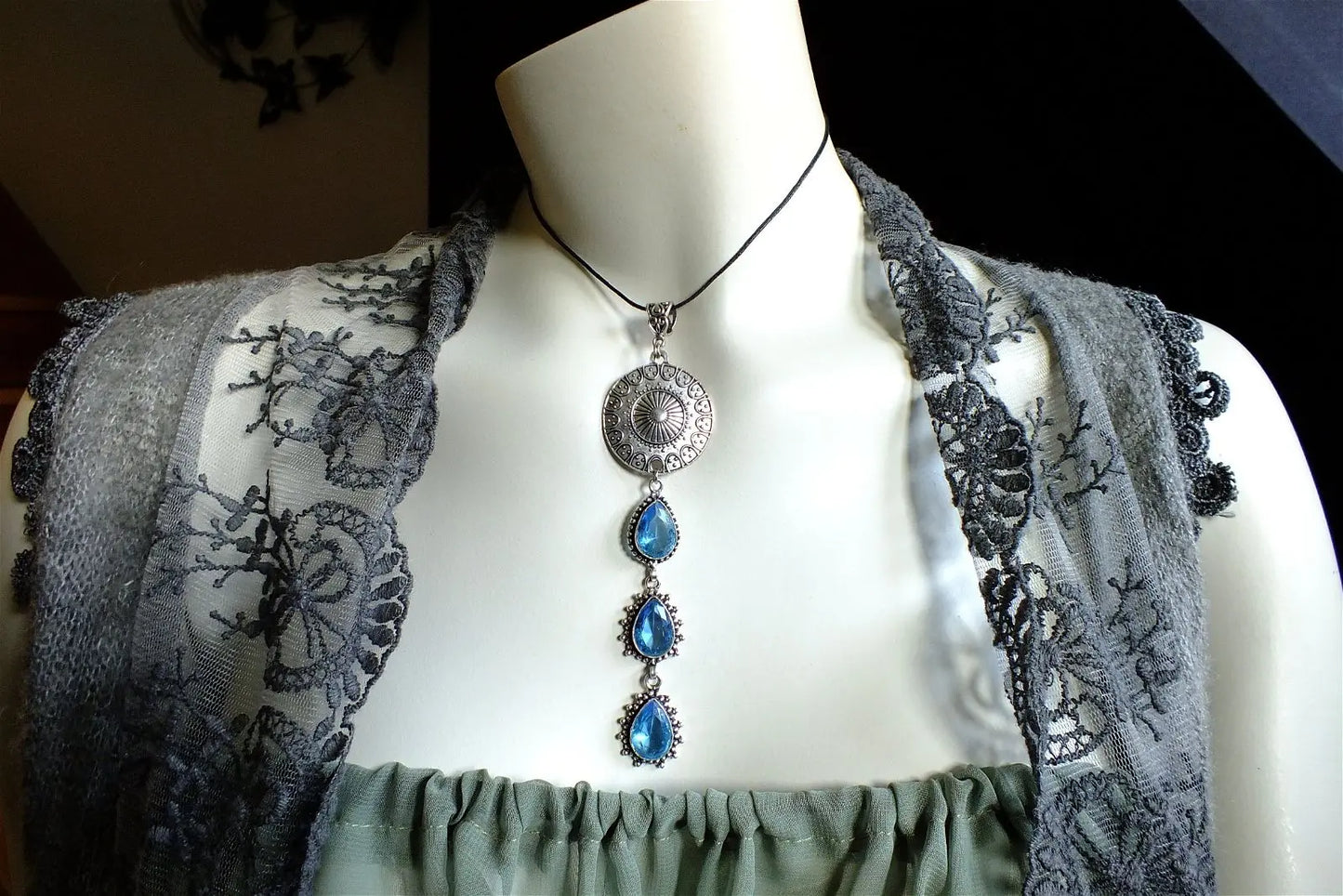 Collier *rêves sous le ciel d'été* - Aurore Lune