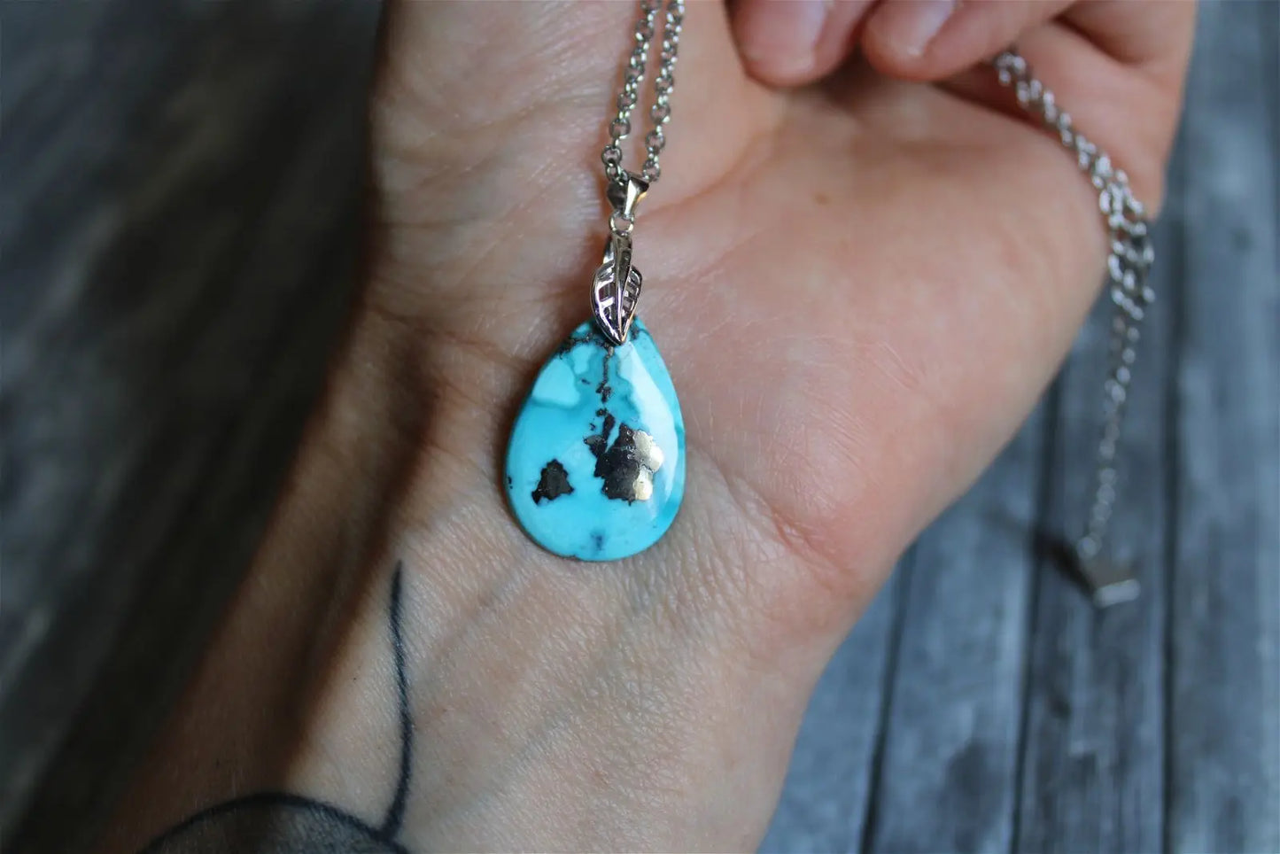 Collier turquoise avec chaîne inox - Aurore Lune