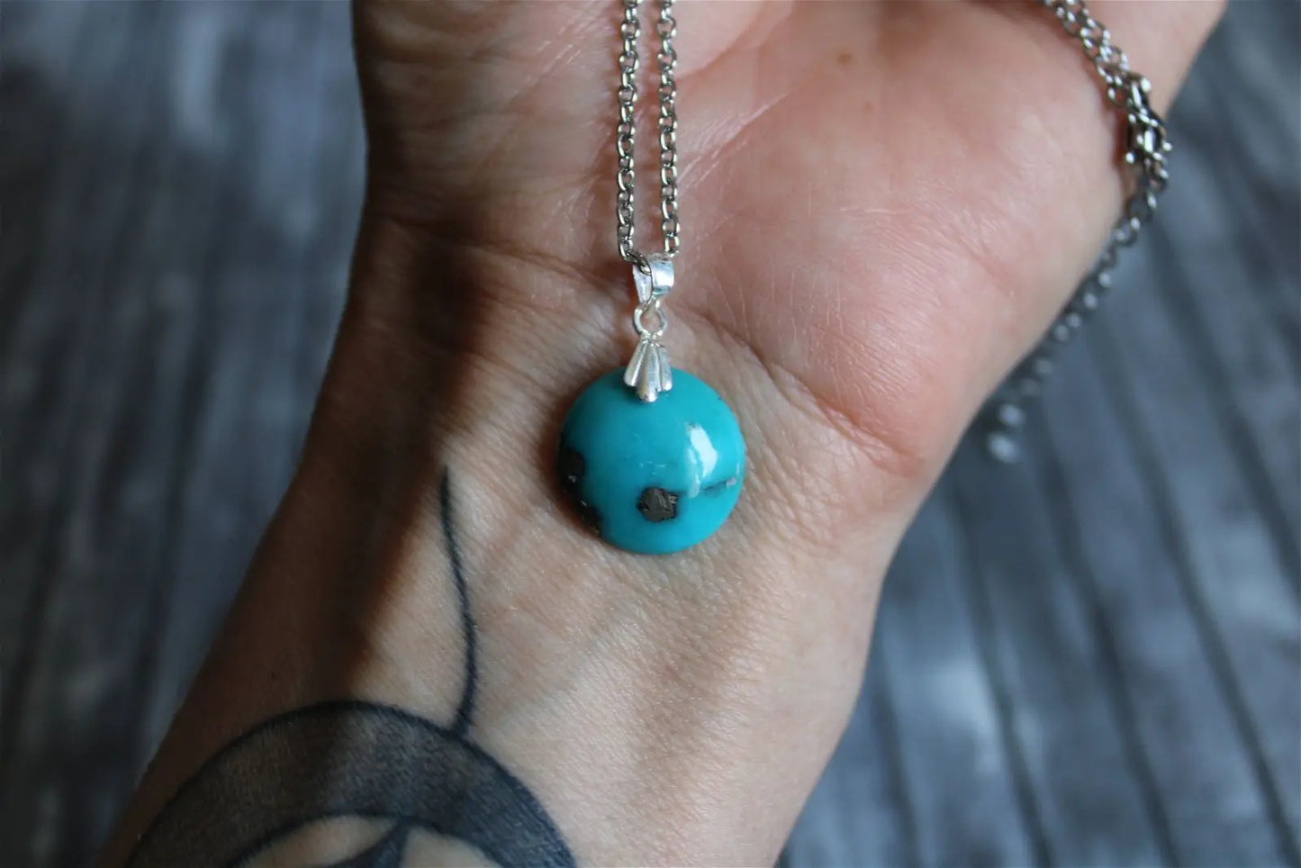 Collier turquoise avec chaîne inox - Aurore Lune