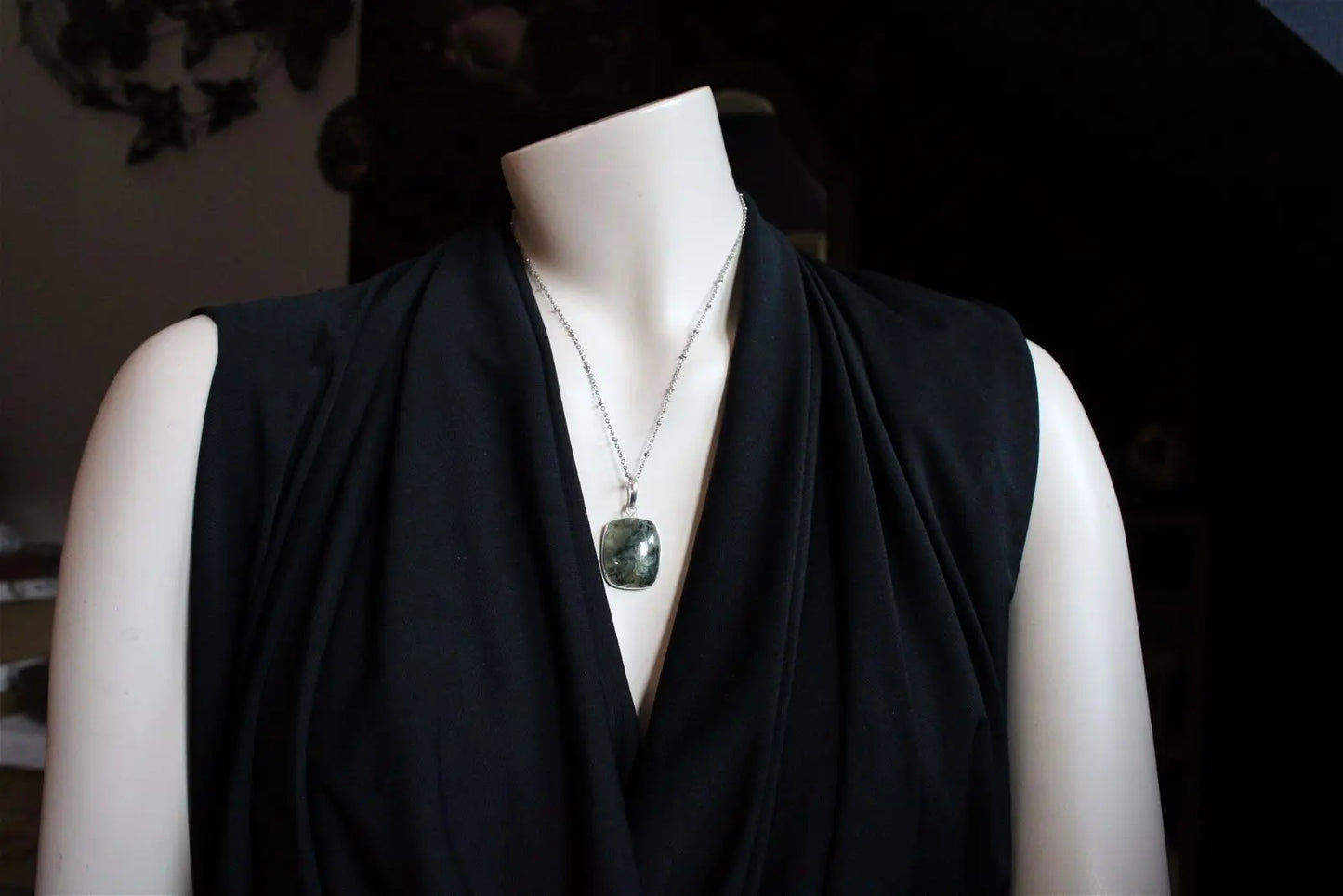 Collier unisexe avec prehnite - Aurore Lune