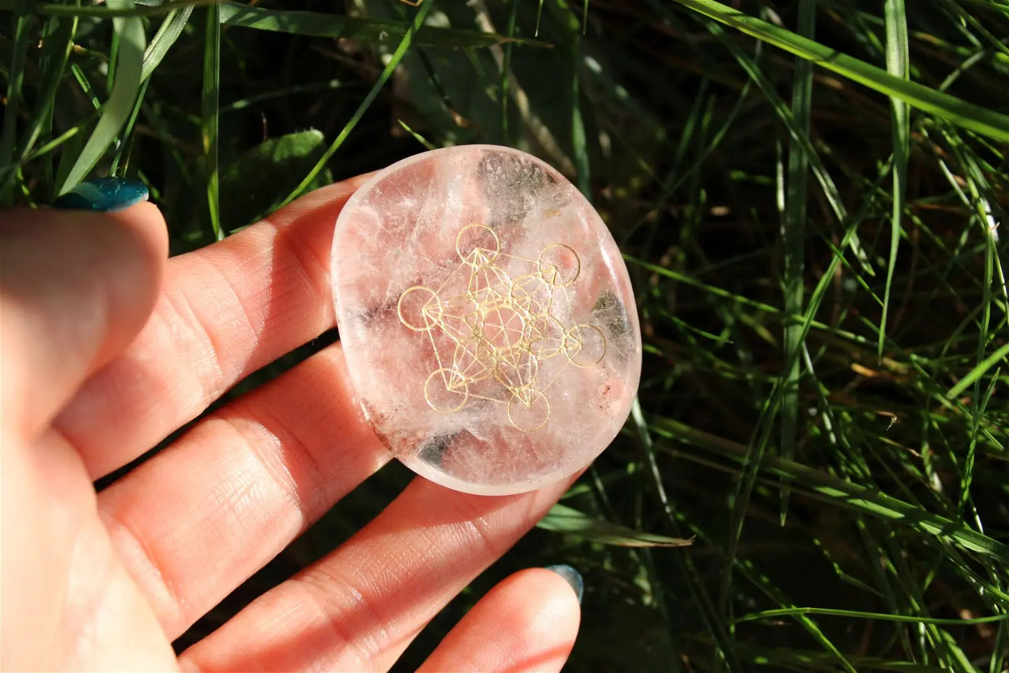 Cristal de roche gravé Métatron galet plat - Aurore Lune