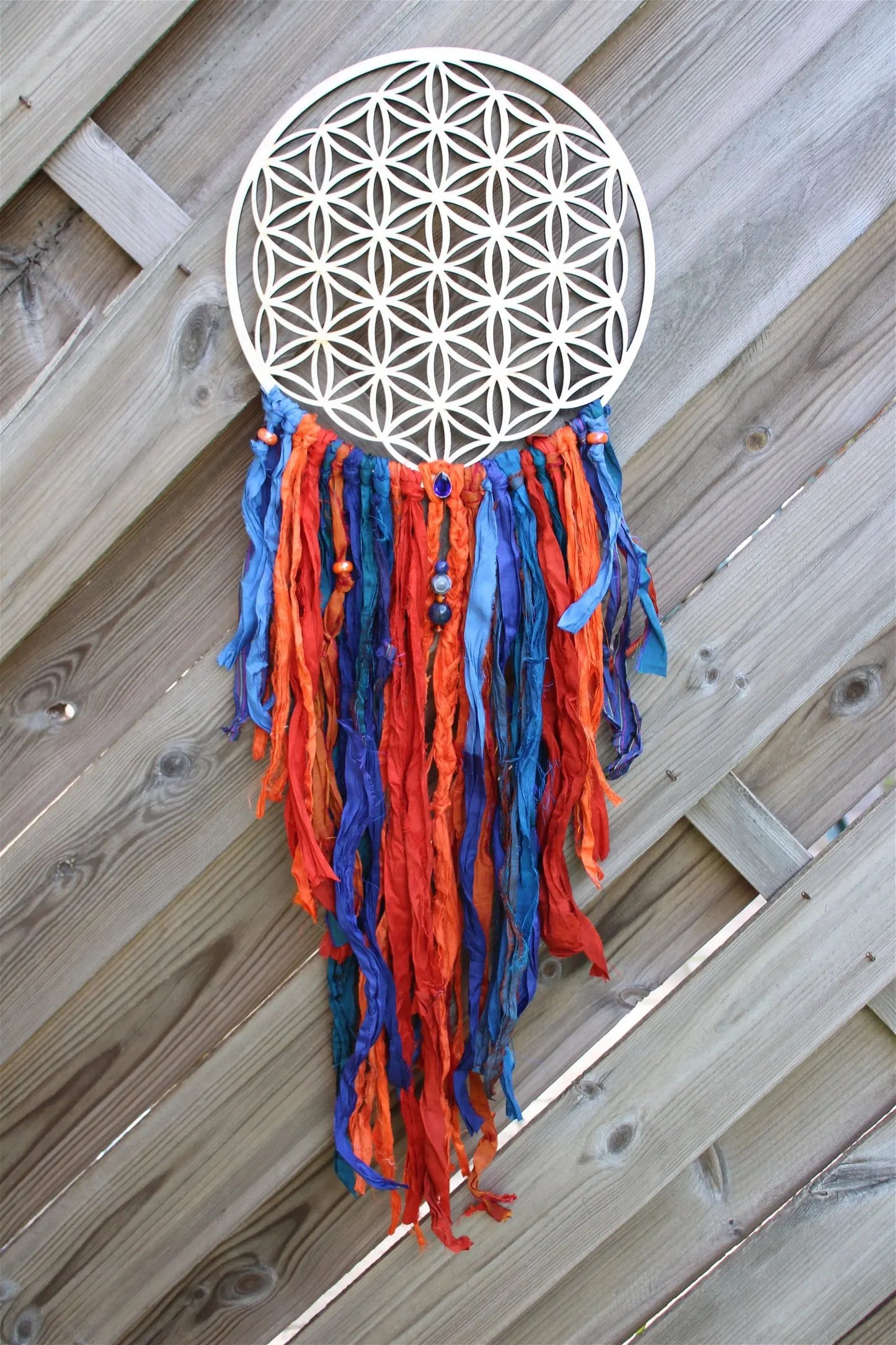 Décoration FLEUR DE VIE ET SOIE **boho chic gypsy** sodalite ambre - Aurore Lune