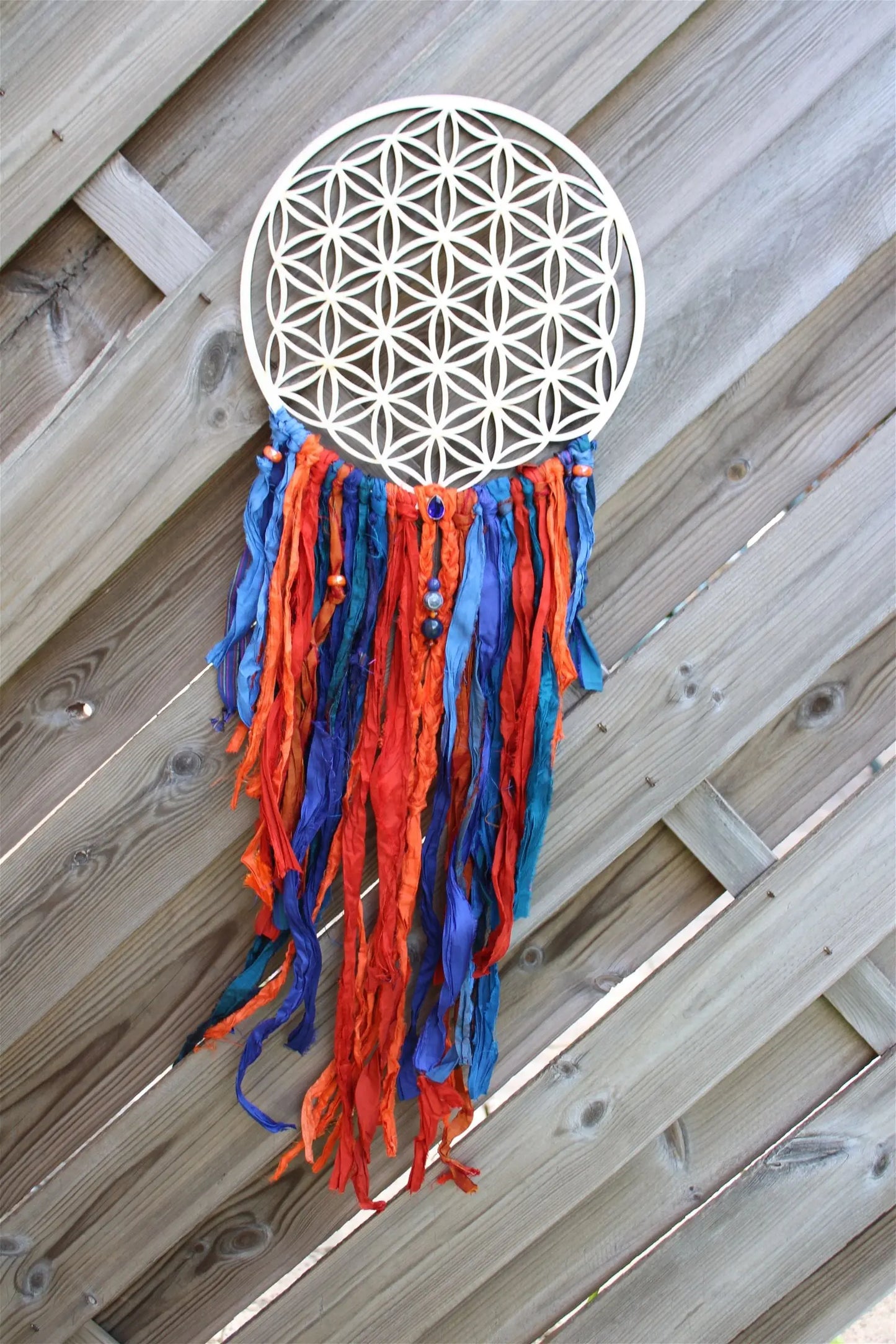 Décoration FLEUR DE VIE ET SOIE **boho chic gypsy** sodalite ambre - Aurore Lune