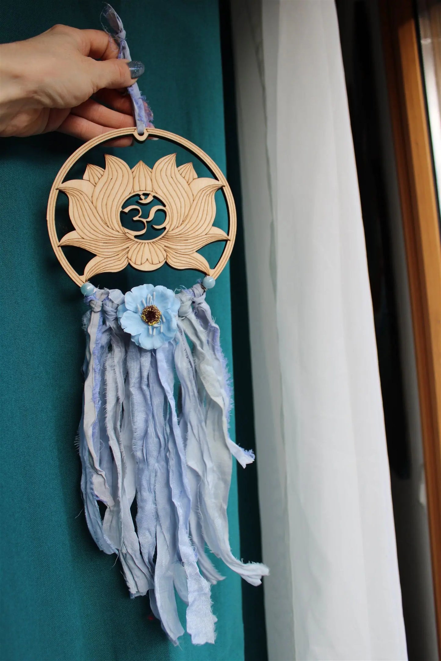 Décoration murale Lotus ohm et soie AIGUE MARINE - Aurore Lune