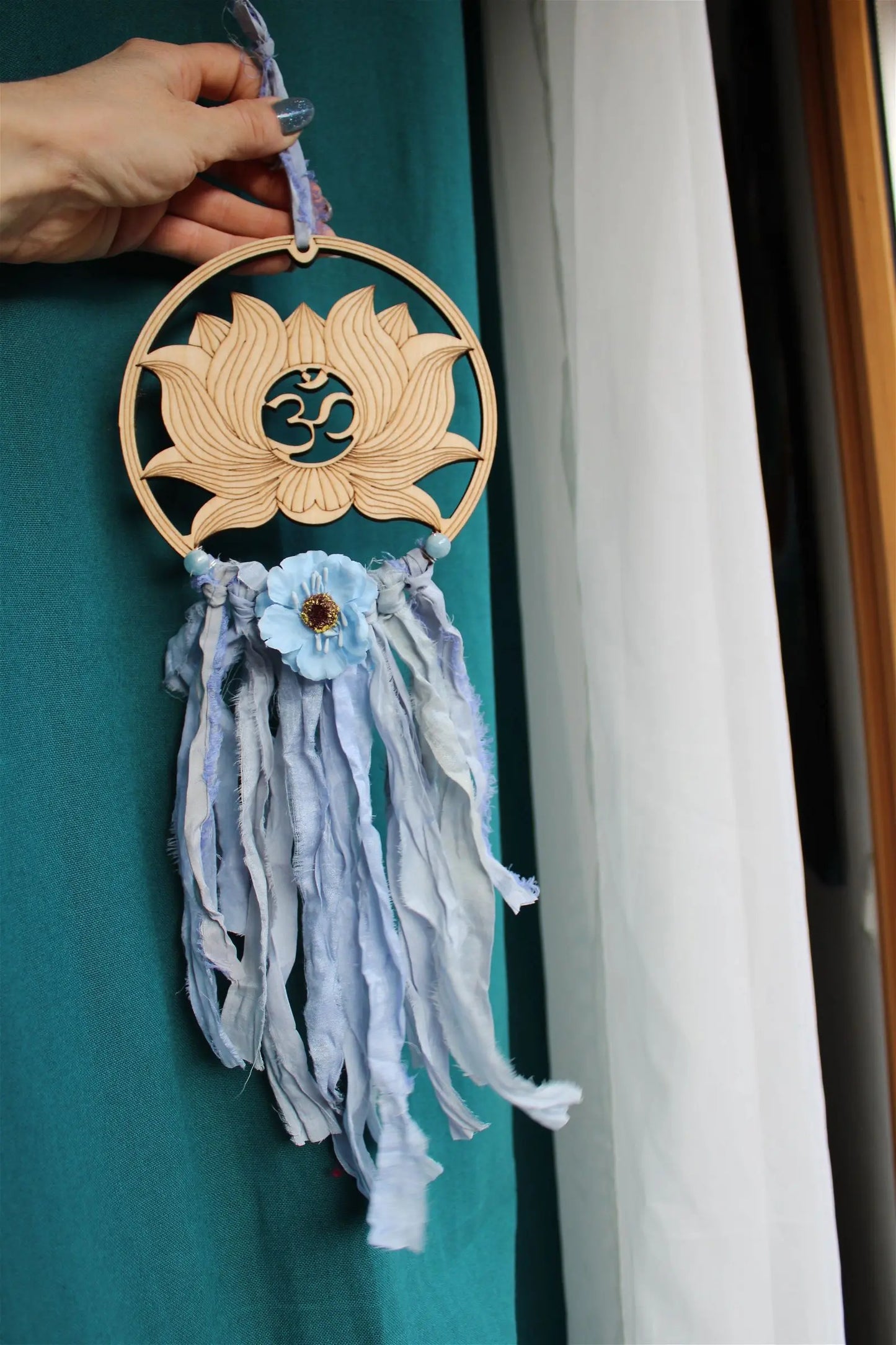 Décoration murale Lotus ohm et soie AIGUE MARINE - Aurore Lune