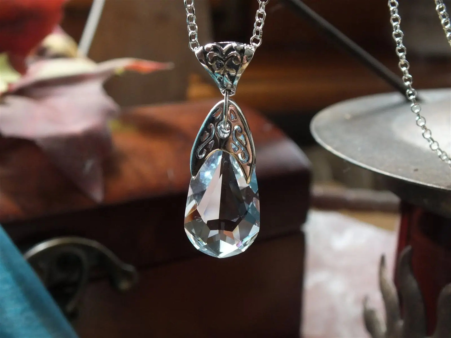 Décoré SWAROVSKI pendentif collier - Aurore Lune