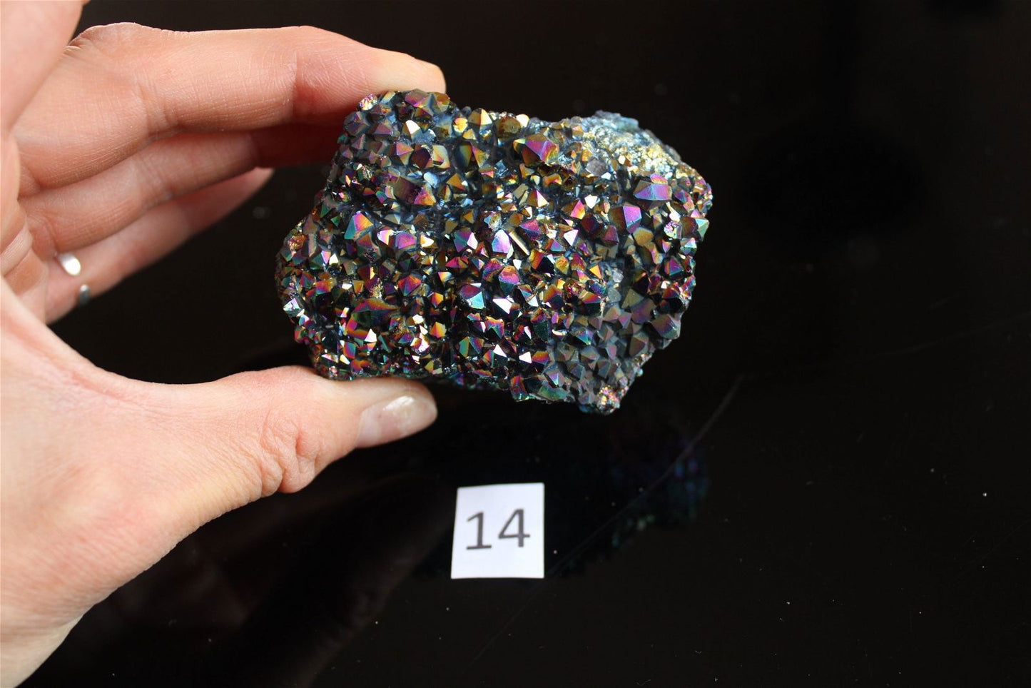 Druse en cristal de roche rainbow aura AU CHOIX - Aurore Lune