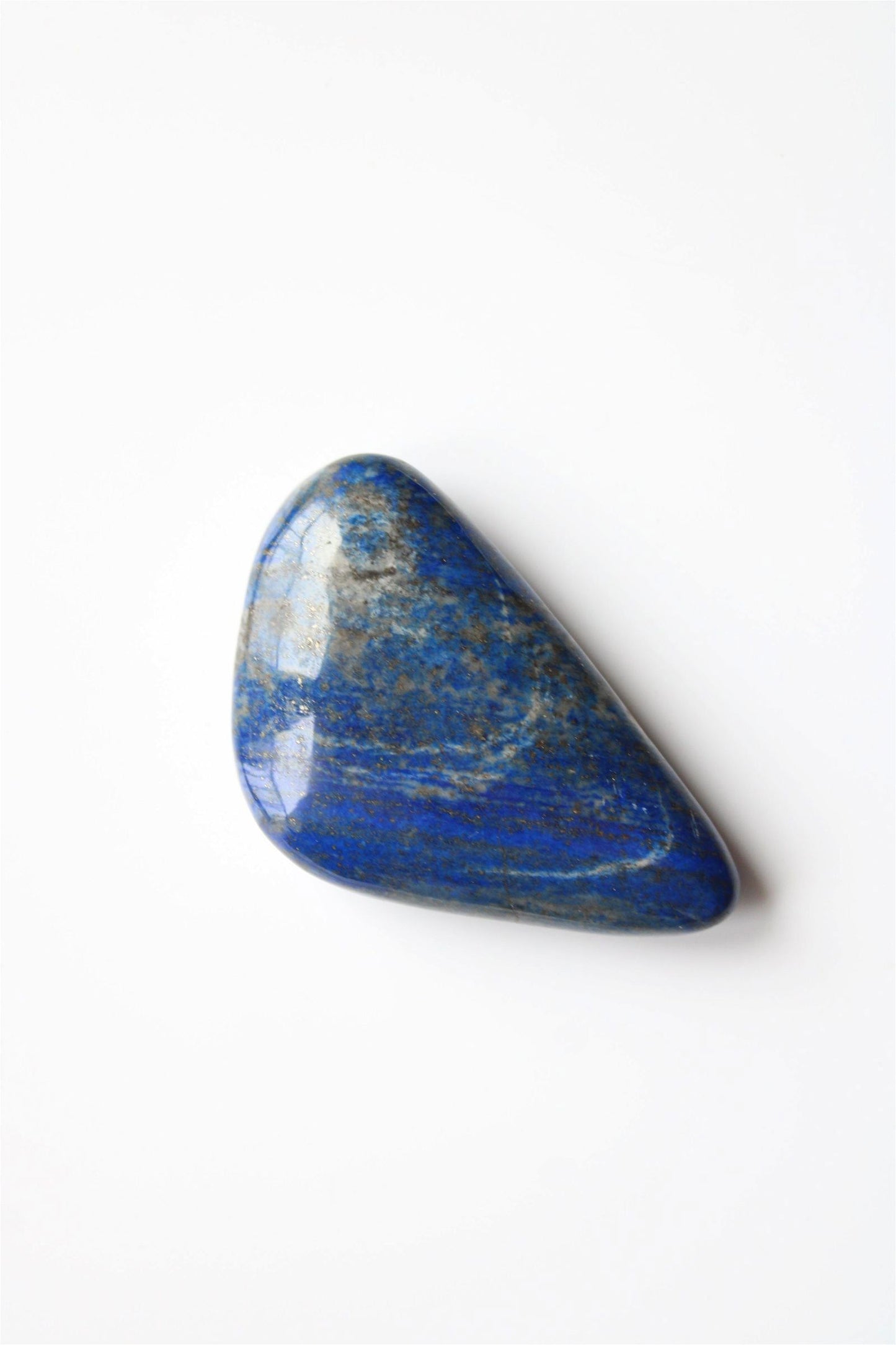 Galet en lapis lazuli photo contractuelle - Aurore Lune