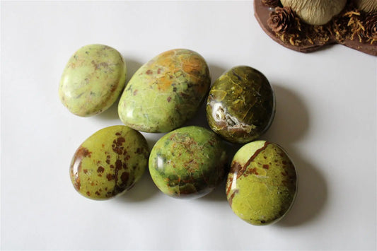 Galet en opale verte XL - Aurore Lune