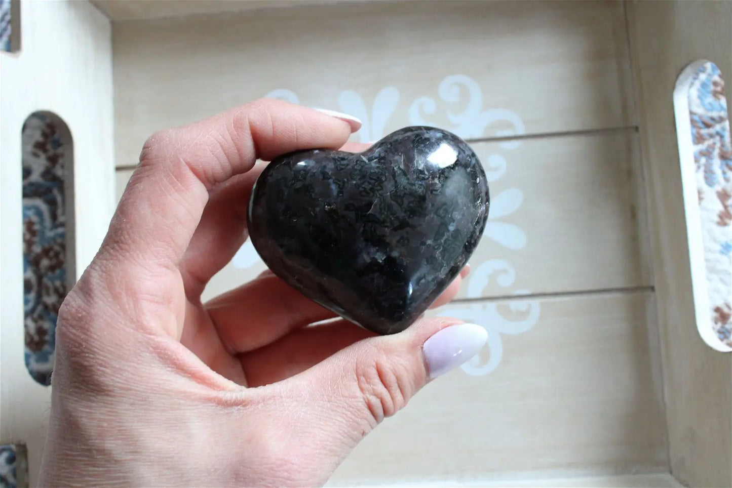 Galet ou coeur gabbro ou lunélite ou merlinite * COLISSIMO - Aurore Lune