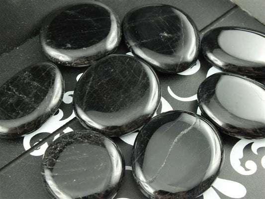 Galet plat hypersthène cabochon Création - Aurore Lune