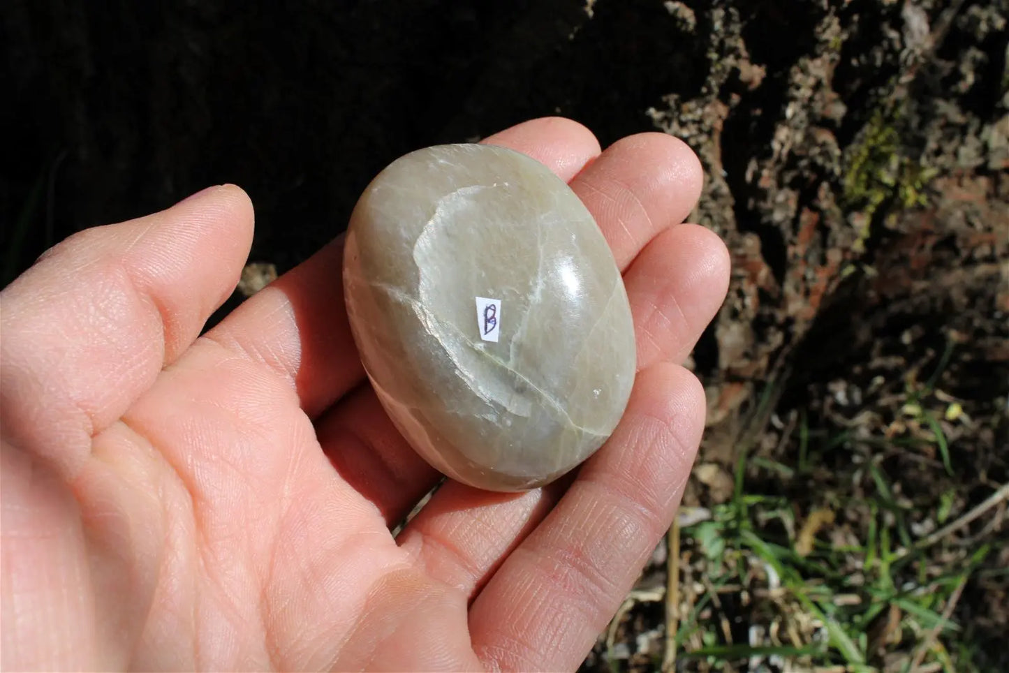 Galets feldspaths avec garniérite au choix menu déroulant - Aurore Lune