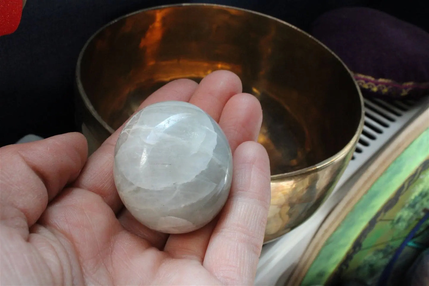 Galets feldspaths avec garniérite au choix menu déroulant - Aurore Lune