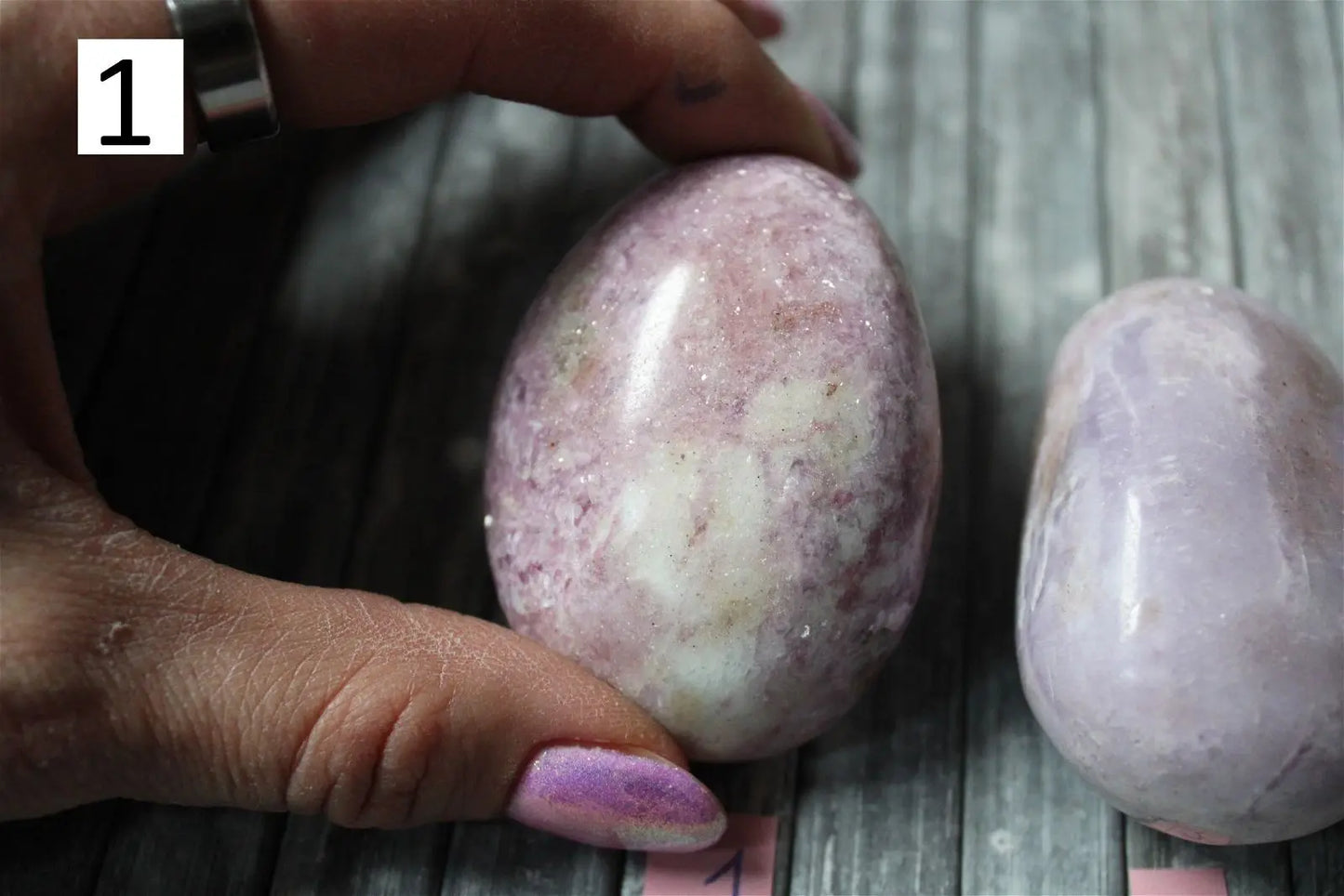 Grand galet de lépidolite tons roses AU CHOIX - Aurore Lune