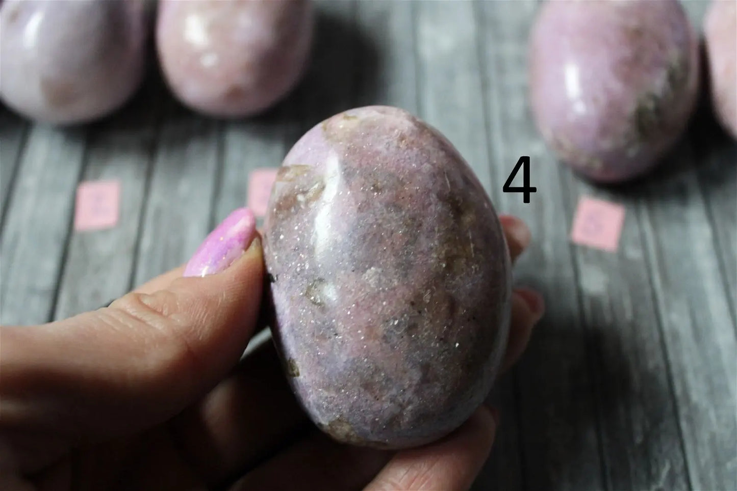 Grand galet de lépidolite tons roses AU CHOIX - Aurore Lune