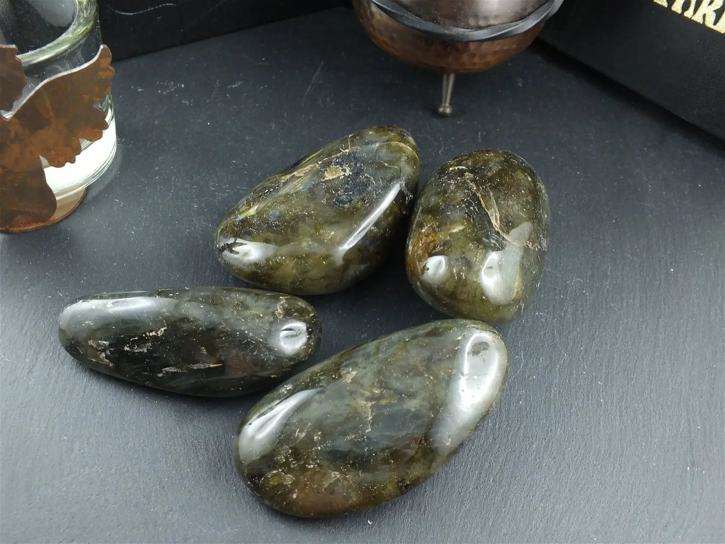 Gros galet de labradorite * PROTECTION DU FOYER * COLIS - Aurore Lune