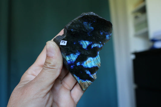 Morceau de labradorite mi-brute AU CHOIX menu déroulant - Aurore Lune