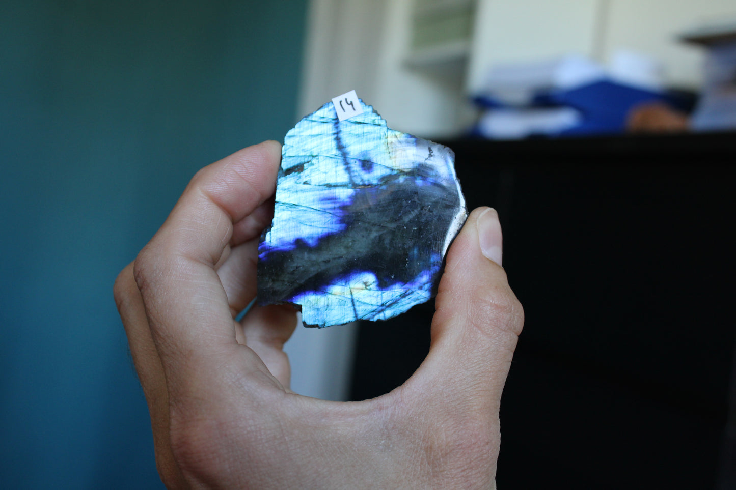 Morceau de labradorite mi-brute AU CHOIX menu déroulant - Aurore Lune