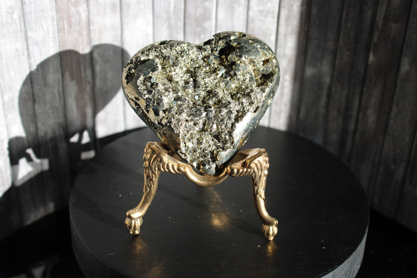 1 coeur en pyrite - SANS SOCLE "E"