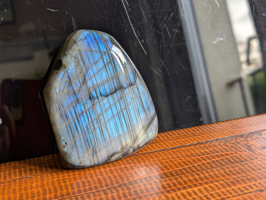 Labradorite à poser - Aurore Lune