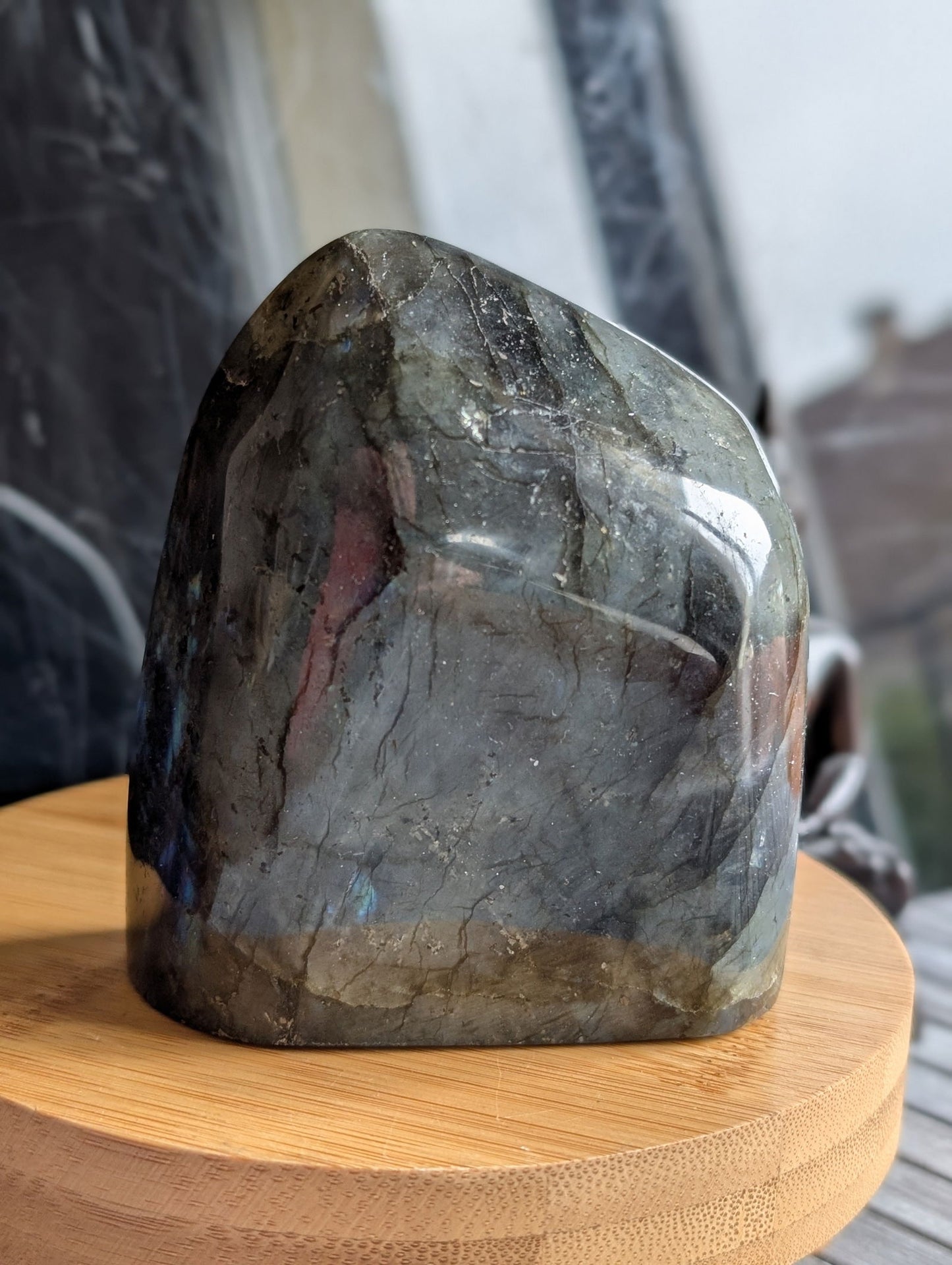 Labradorite à poser 0.565kg - Aurore Lune