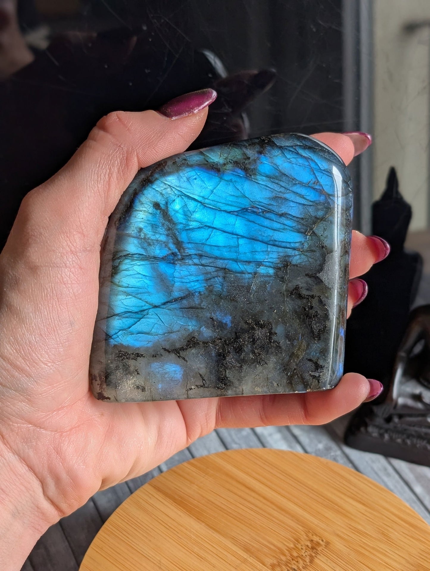 Labradorite à poser bleu morpho 0.5 kg - Aurore Lune