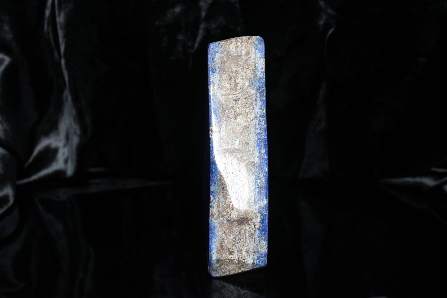 Lapis lazuli à poser 1.52 kg - Aurore Lune