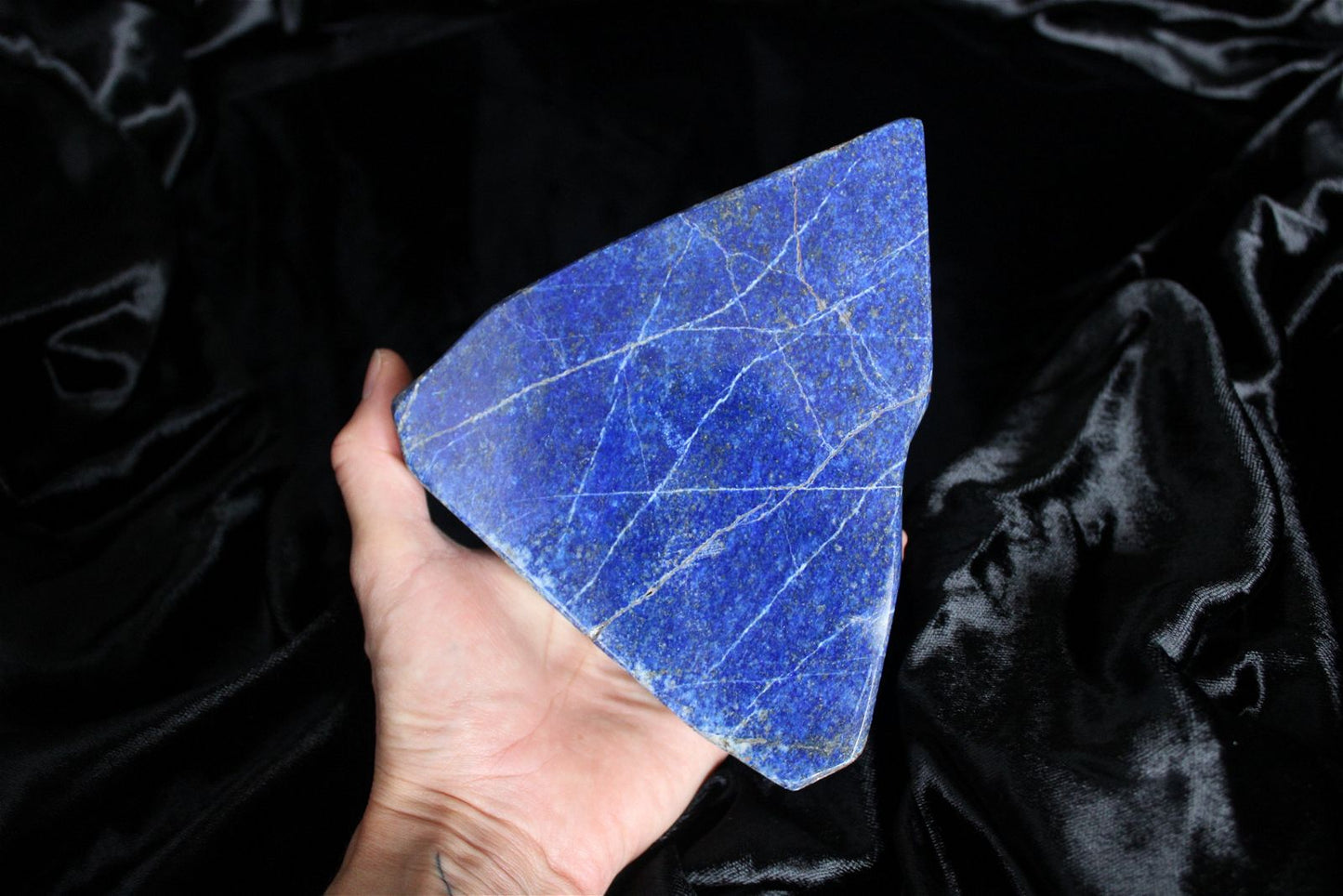 Lapis lazuli à poser 1.52 kg - Aurore Lune