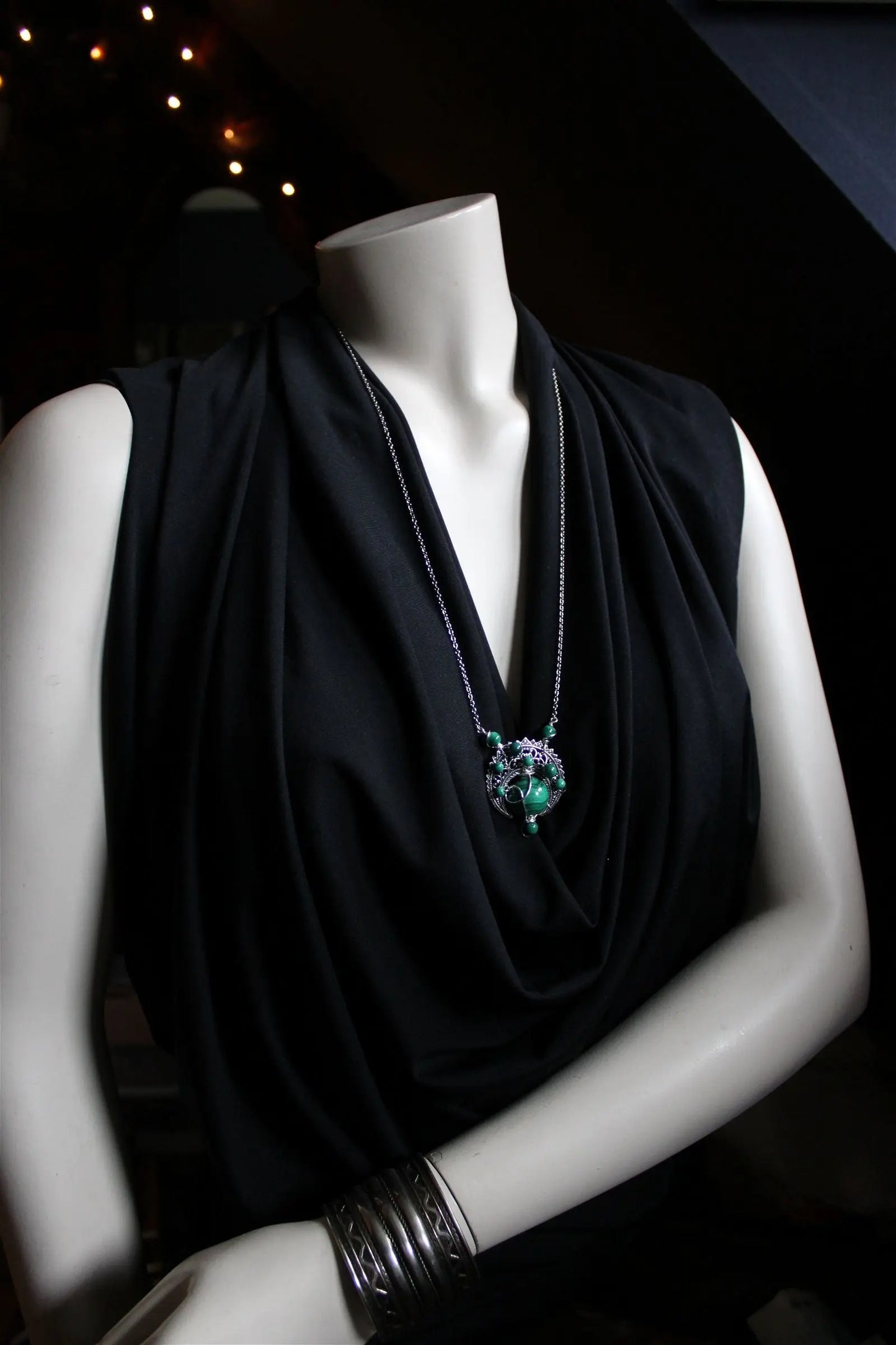 Long collier sautoir malachite et lune - Aurore Lune
