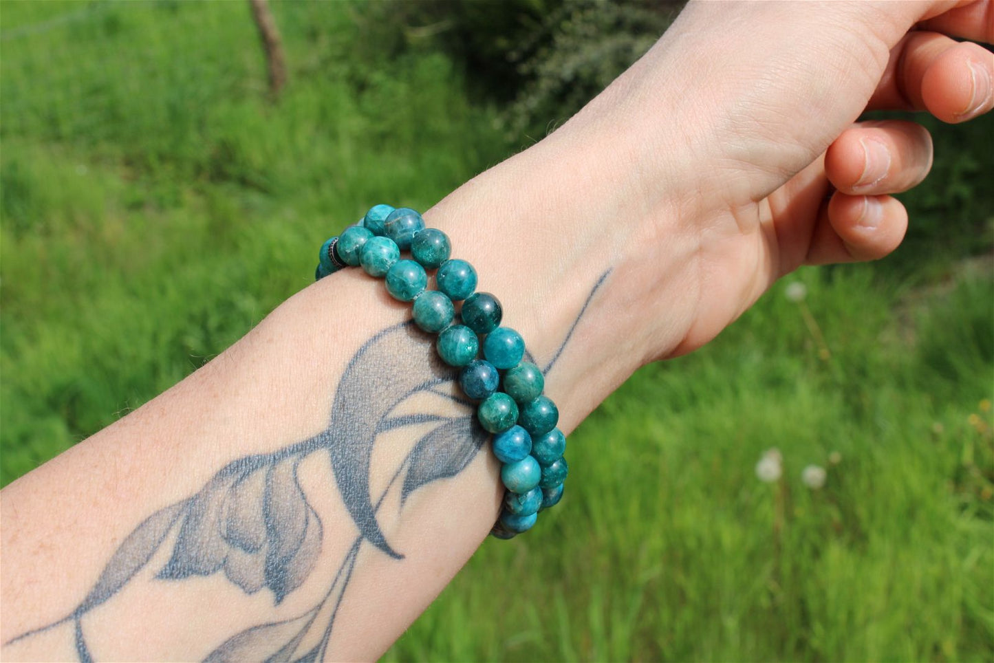 Lot de 2 bracelets élastique en apatite bleue teintée - Aurore Lune