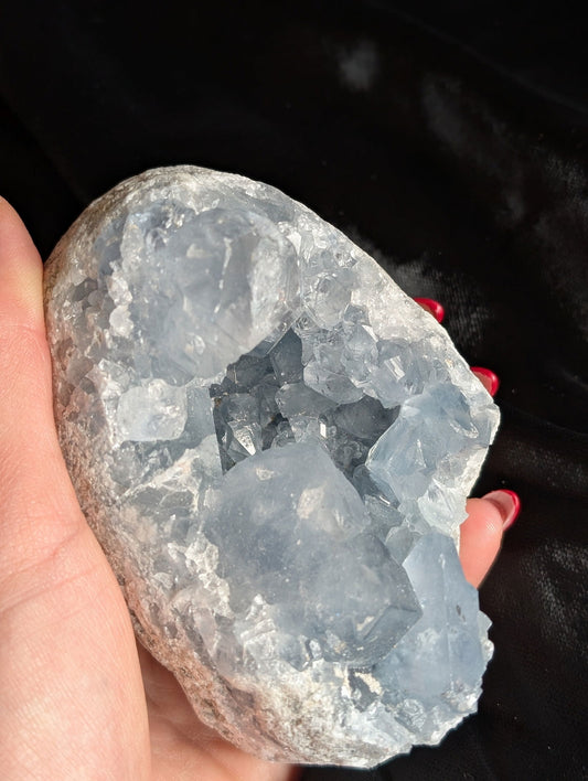 Morceau de célestite célestine brute - Aurore Lune