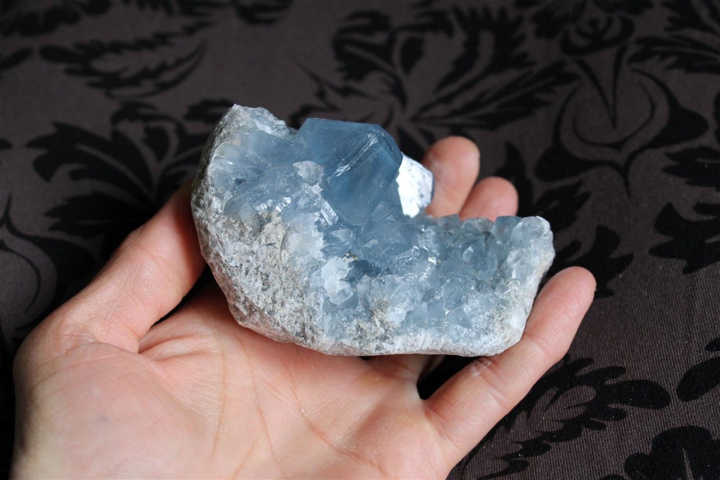 Morceau de célestite célestine brute 9 cm - Aurore Lune