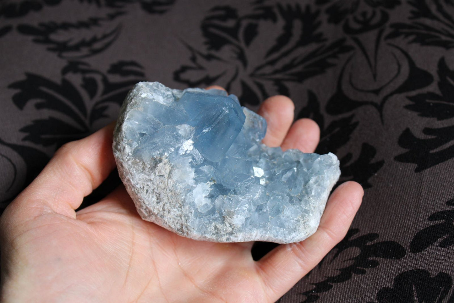 Morceau de célestite célestine brute 9 cm - Aurore Lune