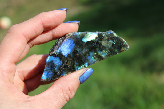 Morceau de labradorite mi-brute AU CHOIX menu déroulant - Aurore Lune