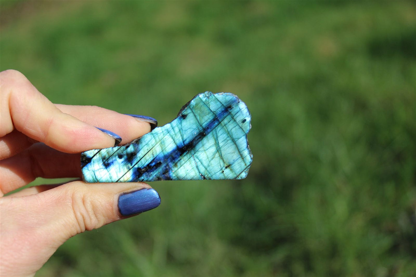 Morceau de labradorite mi-brute AU CHOIX menu déroulant - Aurore Lune