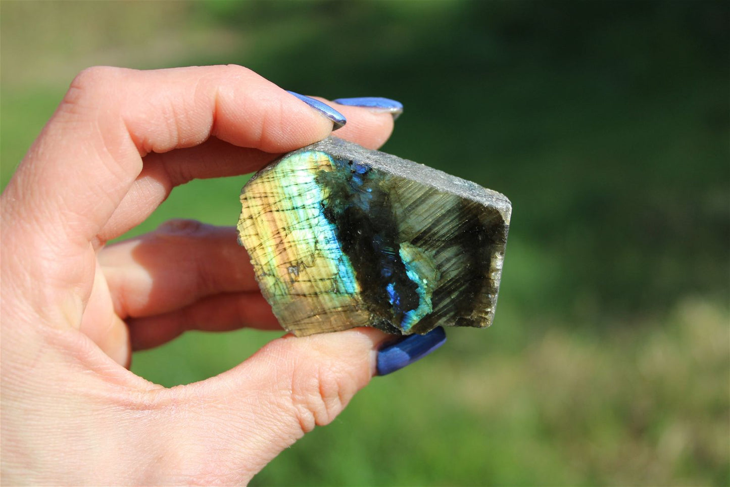 Morceau de labradorite mi-brute AU CHOIX menu déroulant - Aurore Lune