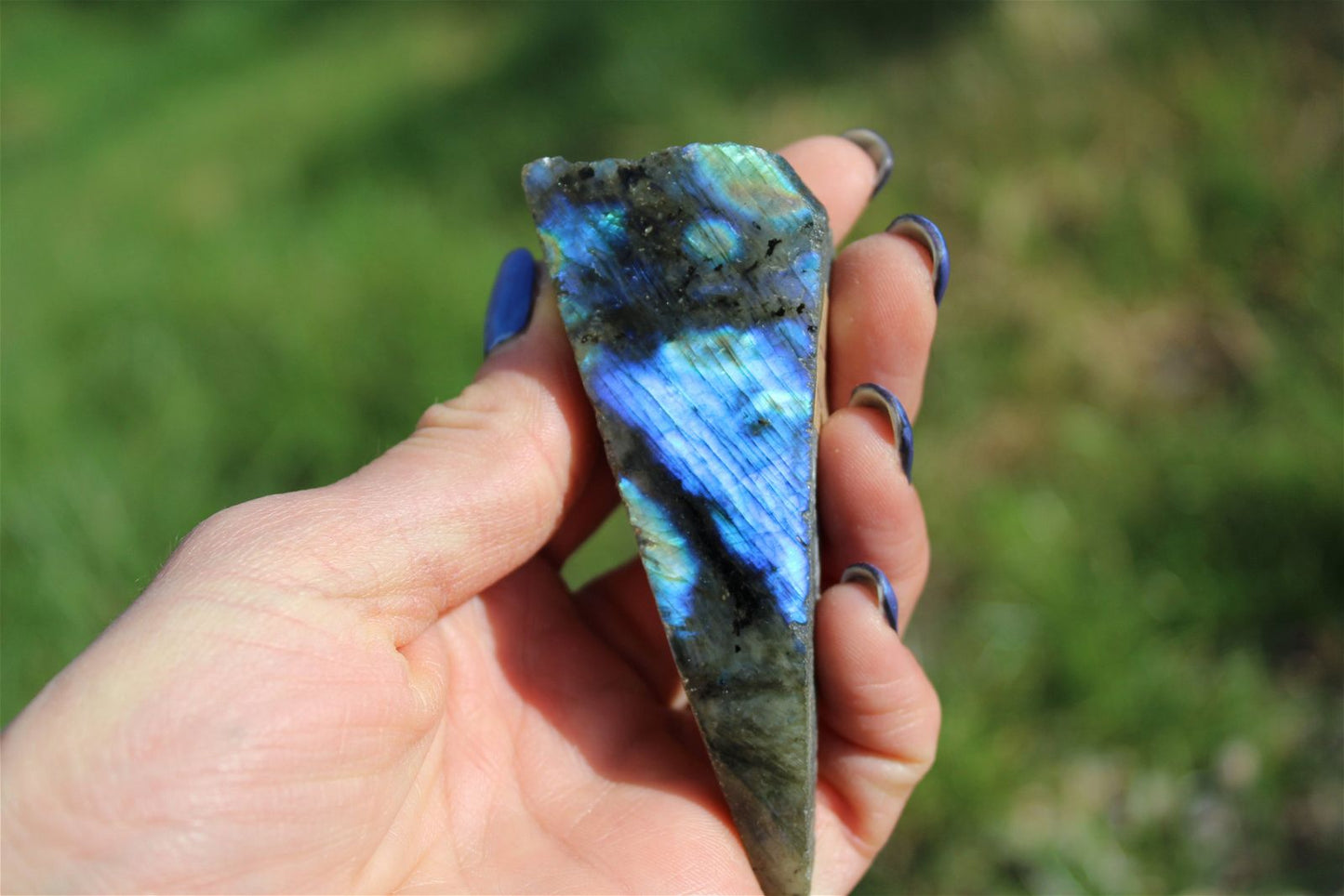 Morceau de labradorite mi-brute AU CHOIX menu déroulant - Aurore Lune
