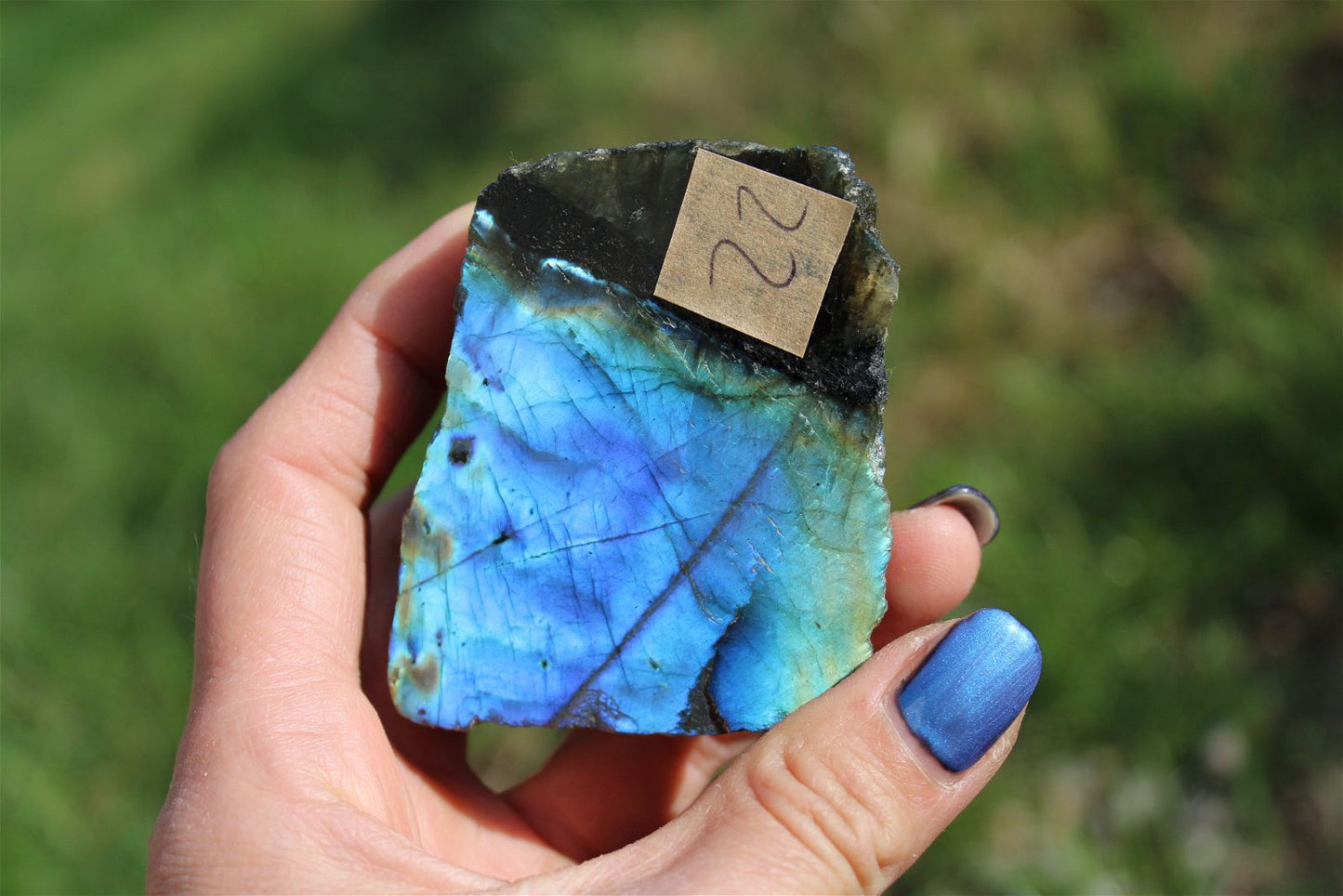 Morceau de labradorite mi-brute AU CHOIX menu déroulant - Aurore Lune