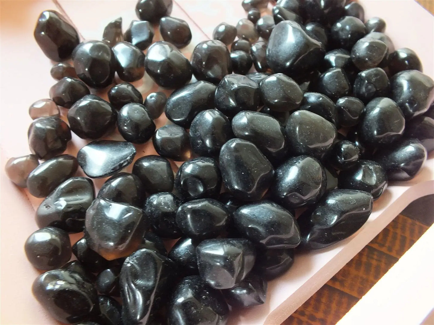 Obsidienne larme d apache roulée taille moyenne - Aurore Lune