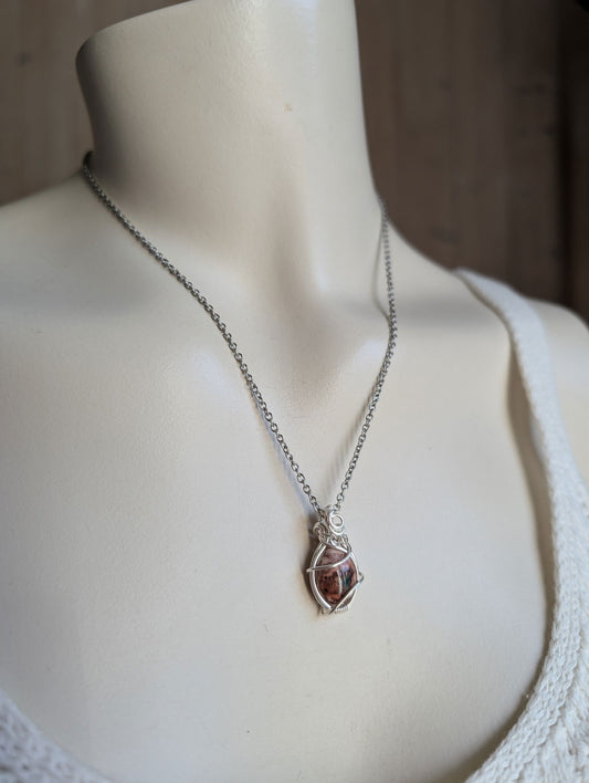 Opale cantera en collier plaqué argent - Aurore Lune