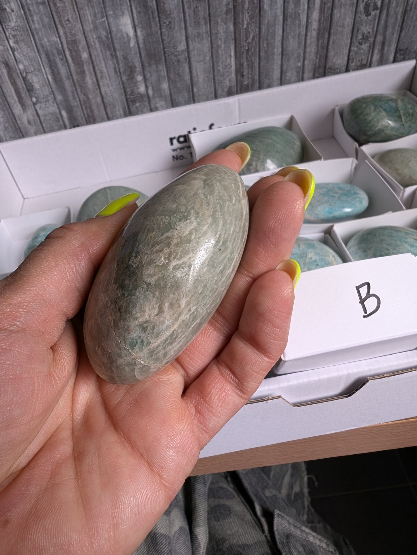 Galet en amazonite au choix - Aurore Lune