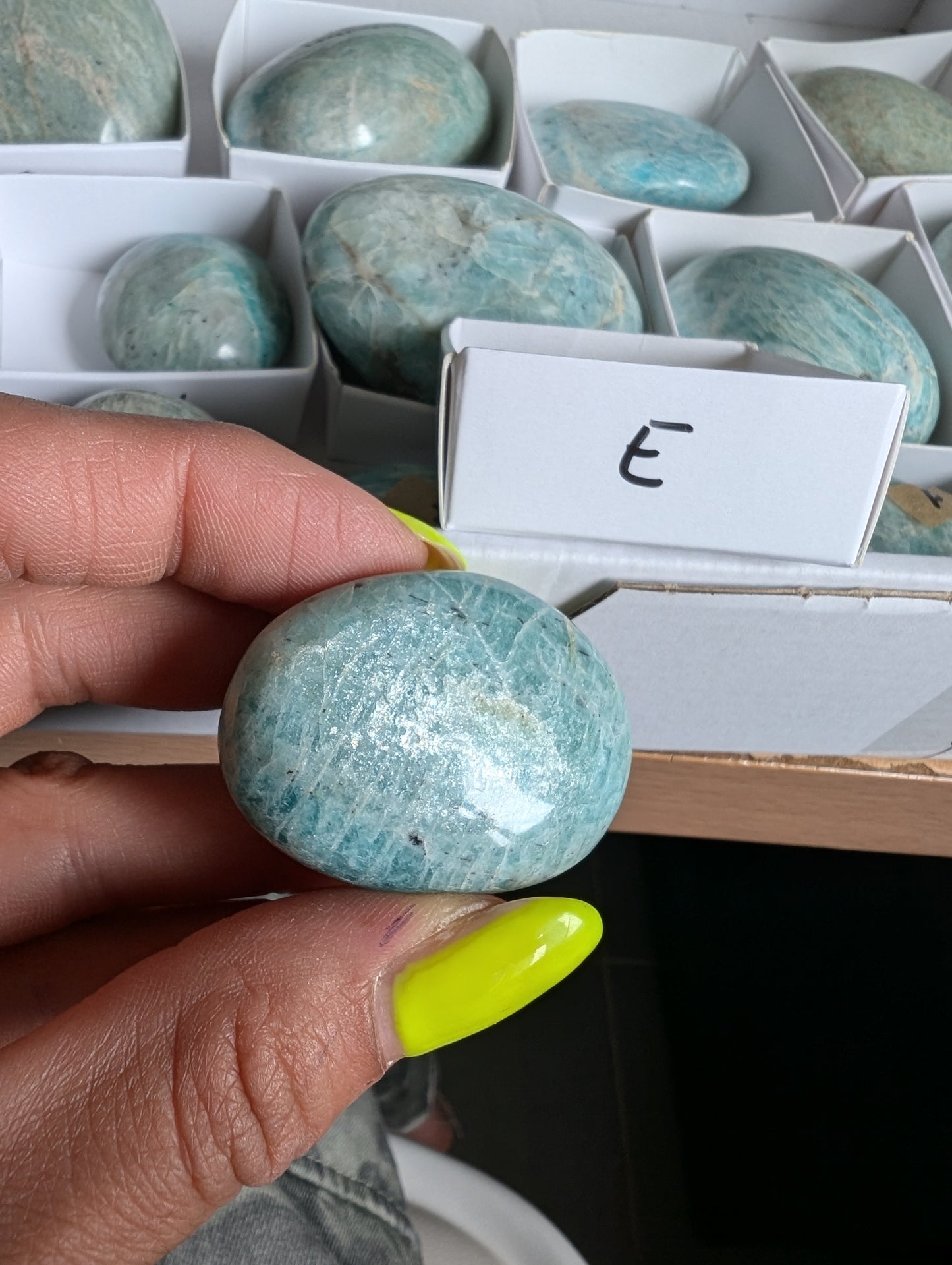Galet en amazonite au choix - Aurore Lune
