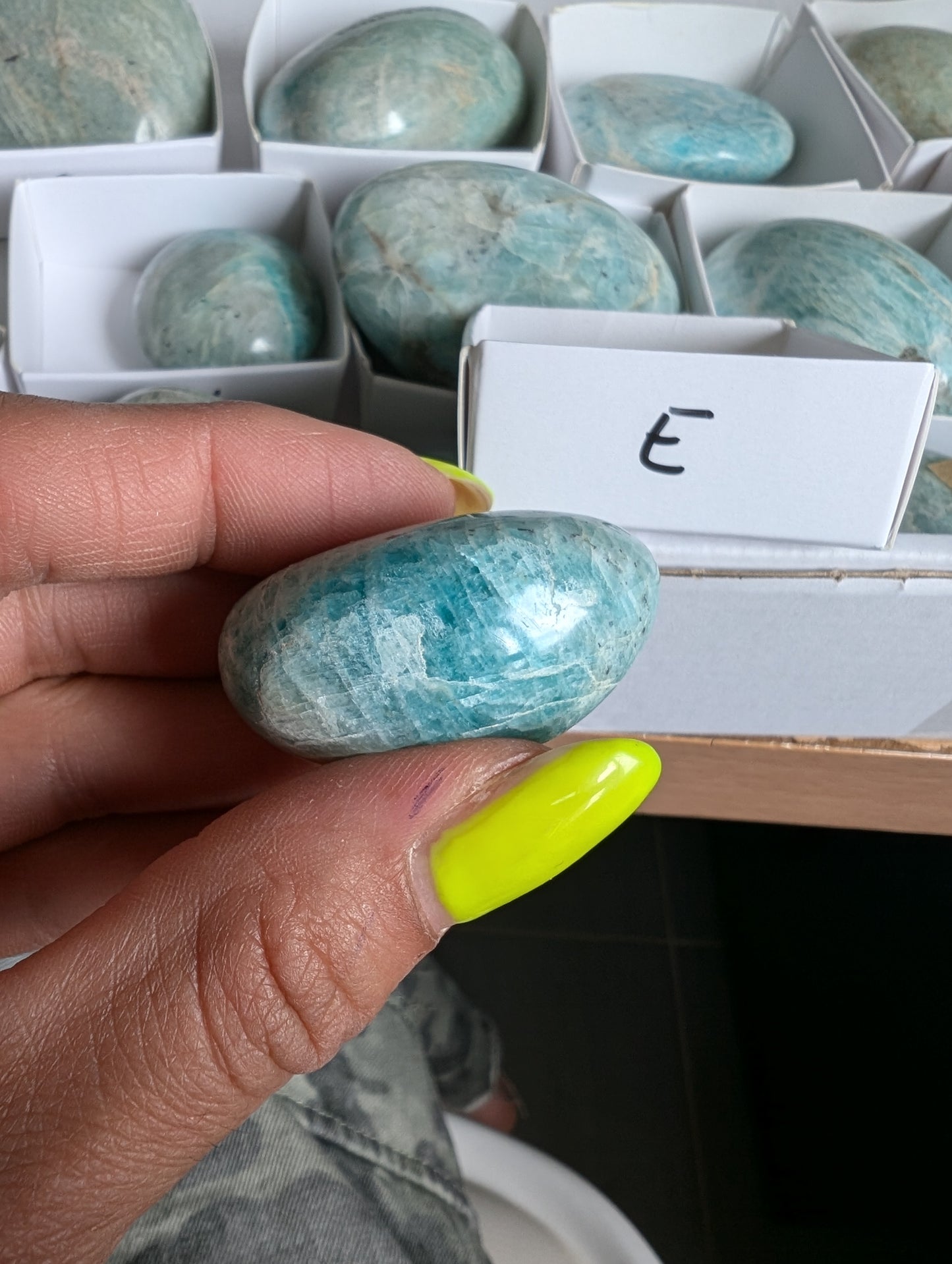 Galet en amazonite au choix - Aurore Lune