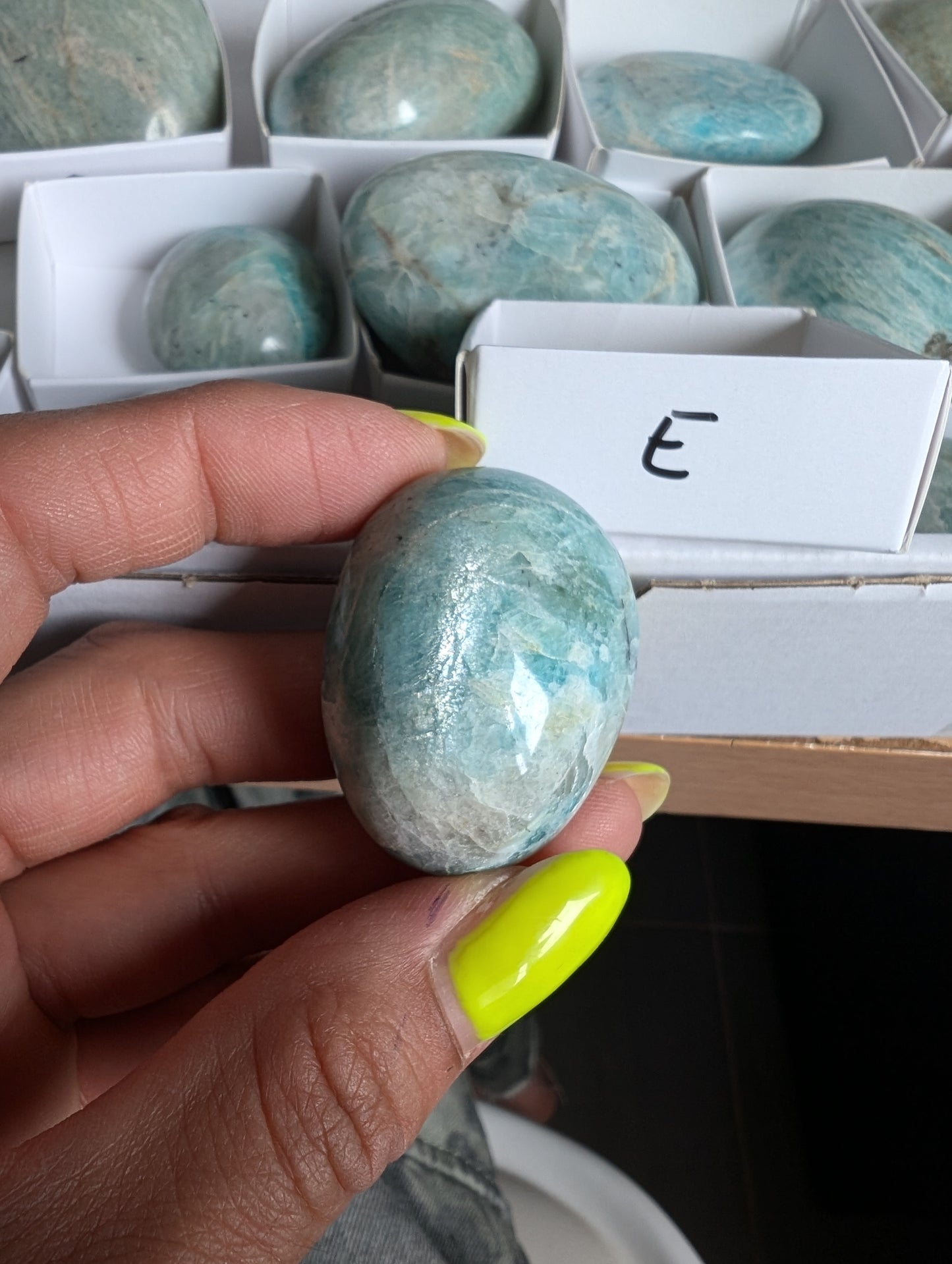 Galet en amazonite au choix - Aurore Lune