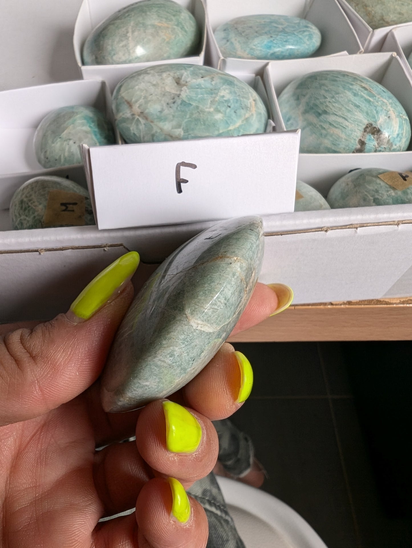 Galet en amazonite au choix - Aurore Lune
