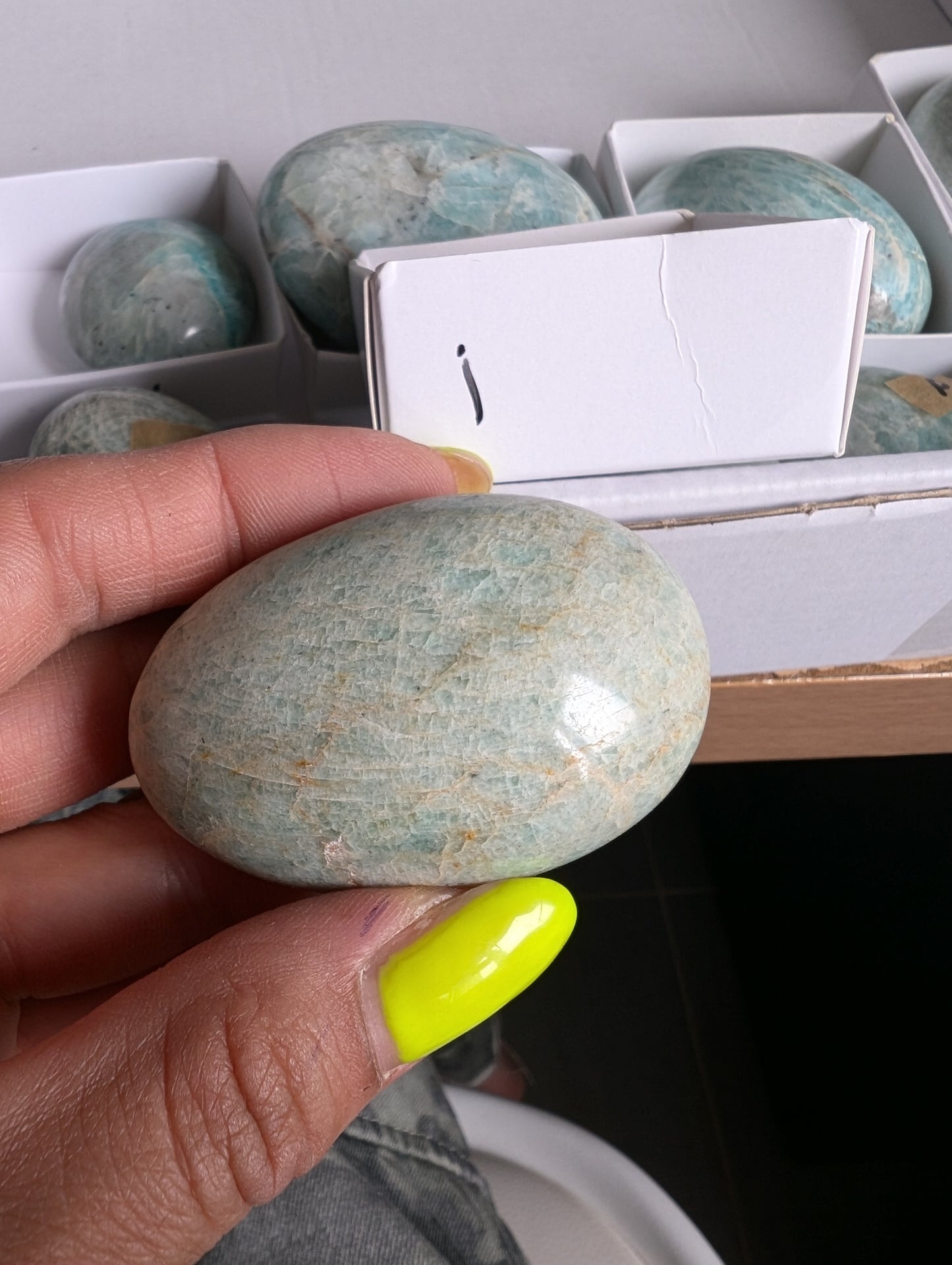 Galet en amazonite au choix - Aurore Lune